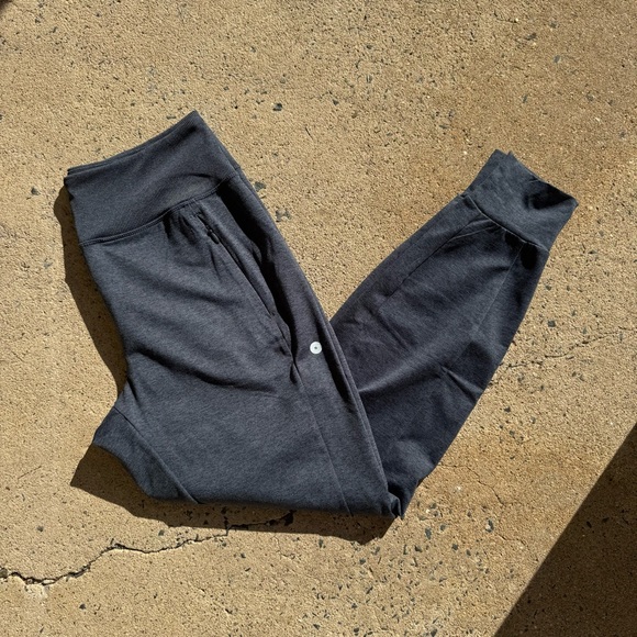 Eddie Bauer Women’s Dark Gray Joggers - Picture 1 of 5